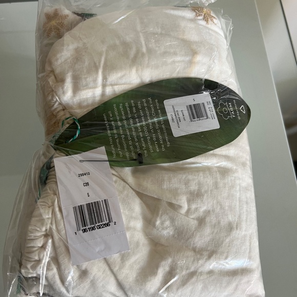 FARM RIO Pitanga Embroidery One Shoulder Cut Out Maxi Dress - Picture 12 of 16